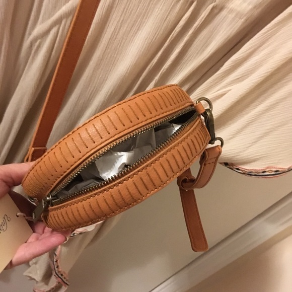 Purse - Picture 3 of 3